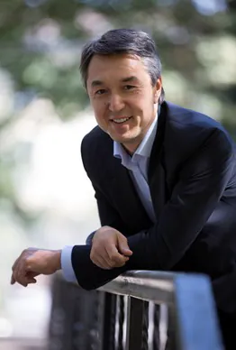 Раимбек Баталов